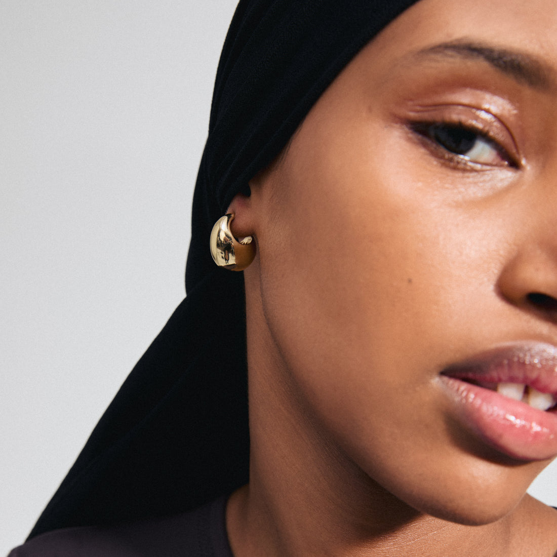INTENT Minimal Gold Plated Chunky Hoop Earrings