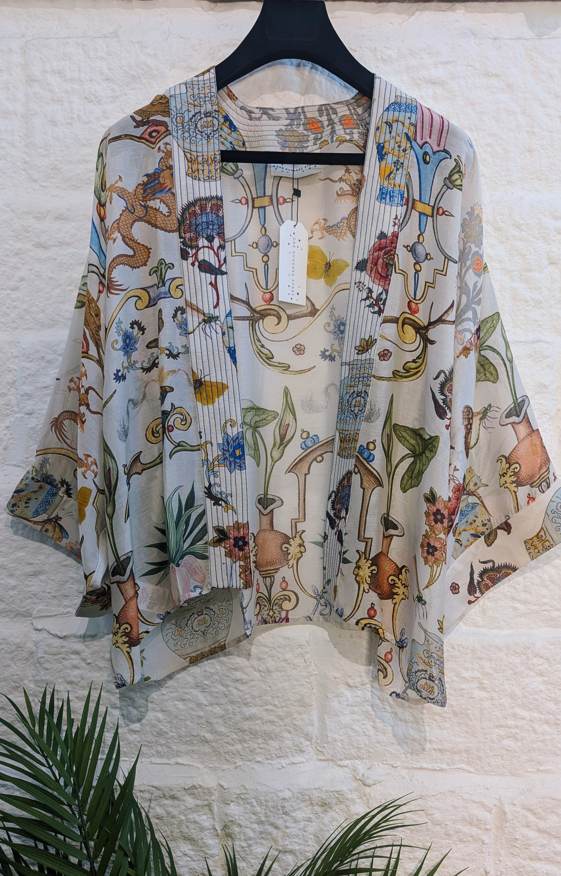 One Hundred Stars Print Short Kimono Jacket in Ivory Cornucopia Print - KIMCORIVO