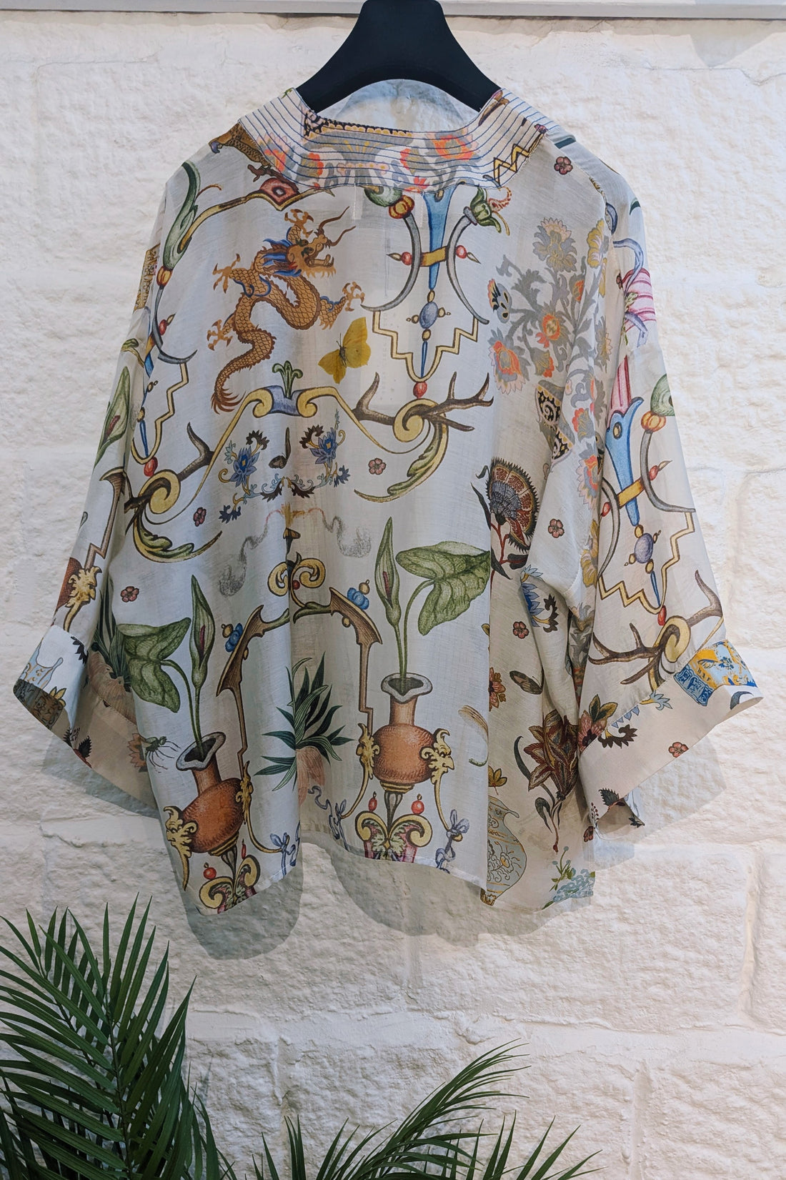 One Hundred Stars Print Short Kimono Jacket in Ivory Cornucopia Print - KIMCORIVO