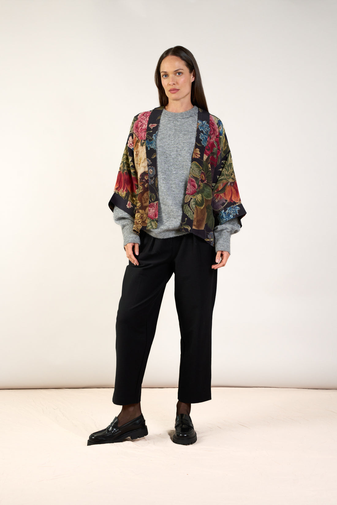 Black Primula Short Kimono in Crepe from The Black Collection by One Hundred Stars - CKMPRIBLK
