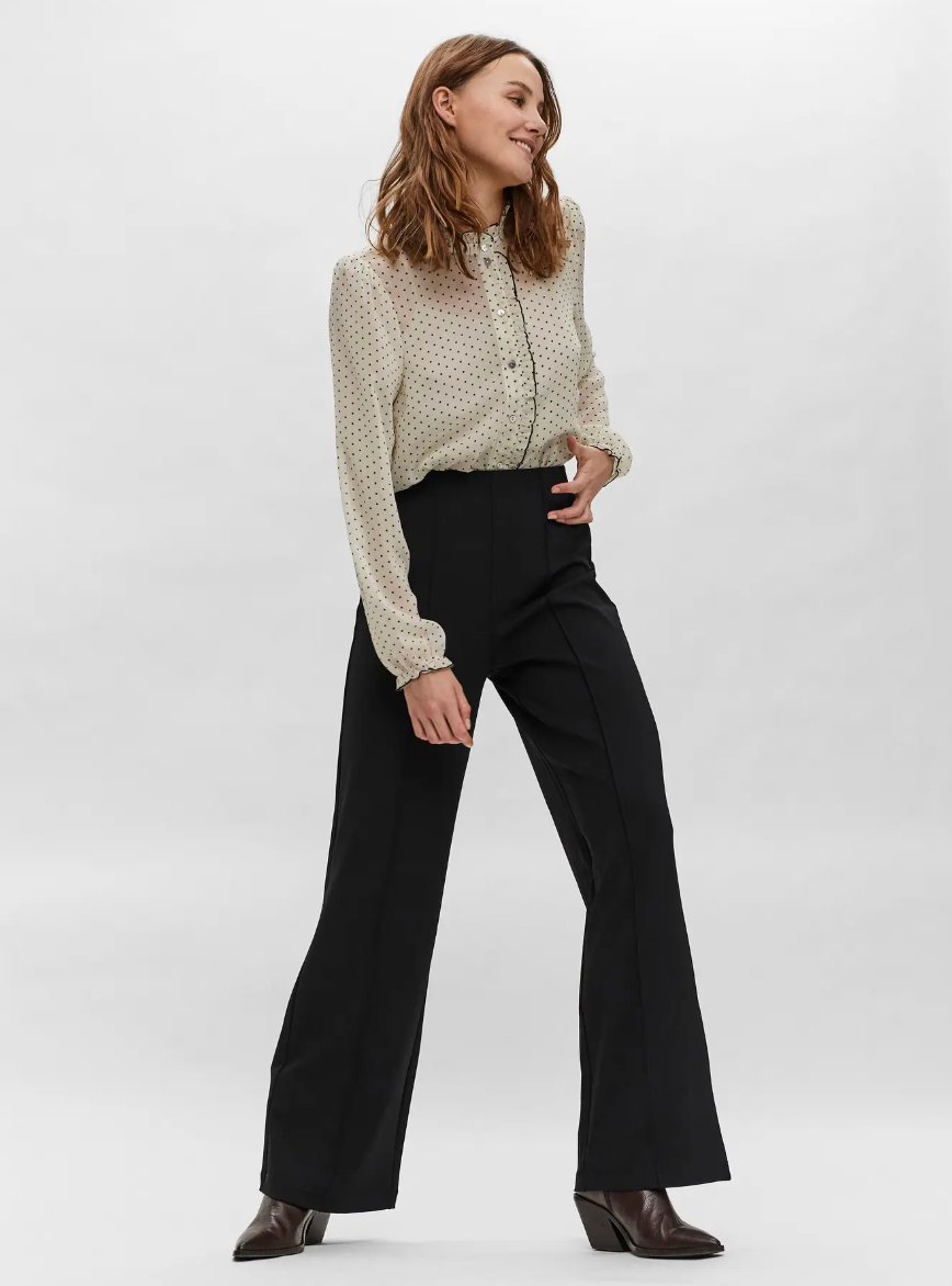 BECKY Pull On Trousers in Black