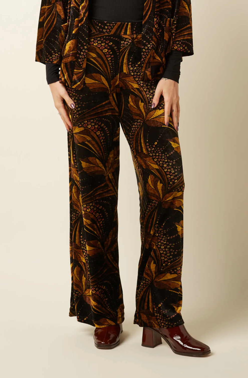 SARA Retro Shimmy Print Wide Leg Trousers