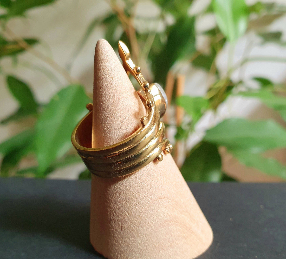 ELLA Gold Brass & Moonstone Ring
