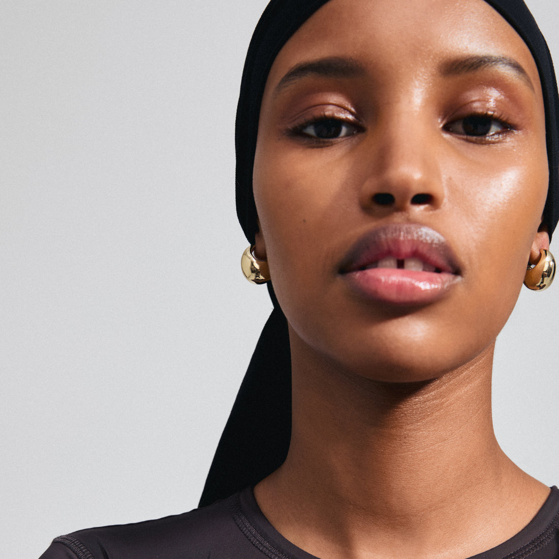 INTENT Minimal Gold Plated Chunky Hoop Earrings