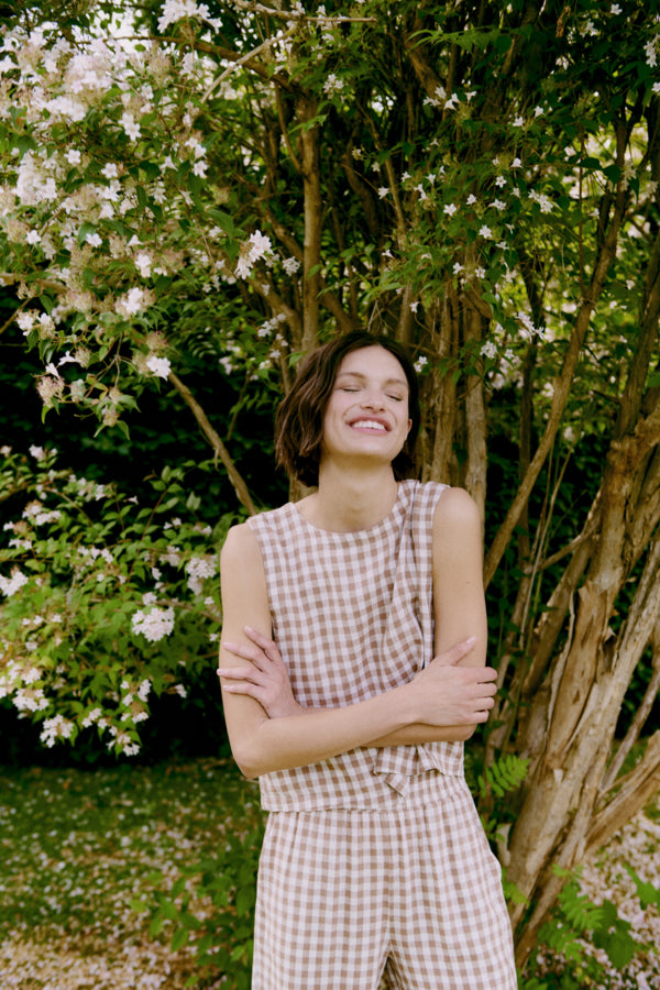 FALAKKA Linen Gingham Check Cropped Trousers in Brown