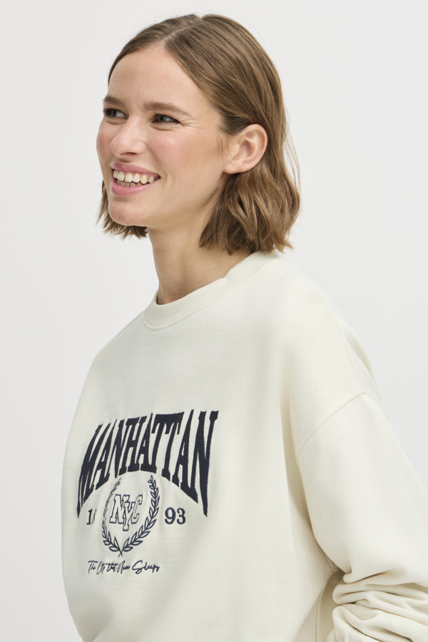 SOMA Manhattan Sweatshirt in Cream