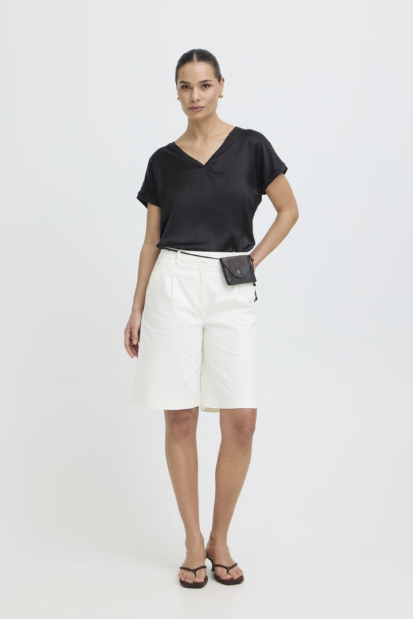 SELITA Silky Front V Neck Short Sleeve Tee in Black