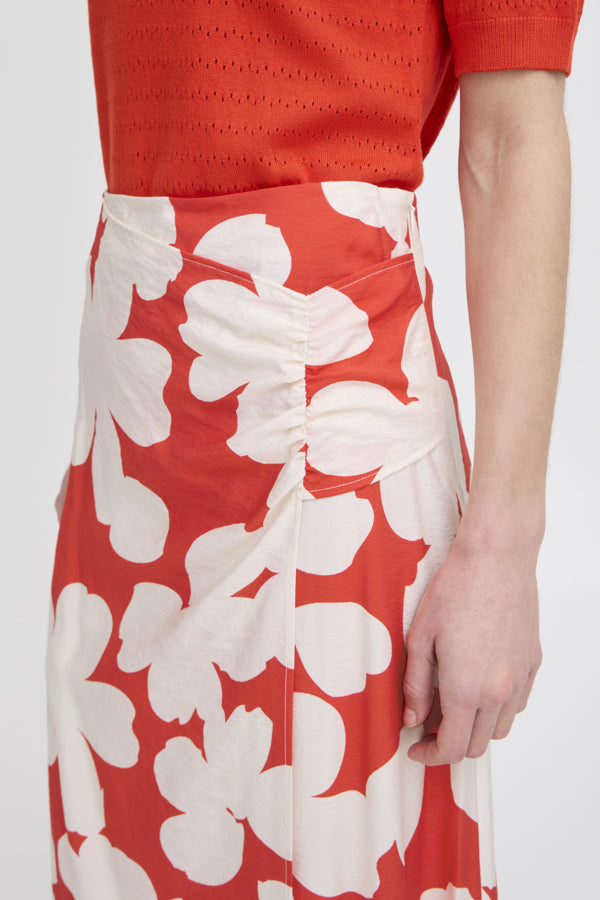 IBINE 3 Skirt in Red Flame Flower Print
