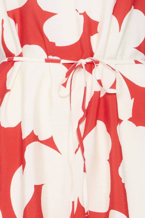 IBINE 6 Short Summer Dress in Red Flame Flower Print