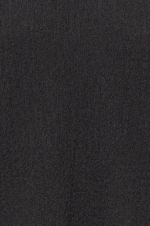 UMMI V Neck Textured Tee in Black