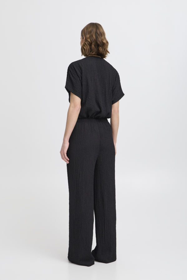 UMMI Textured Crop Trousers in Black