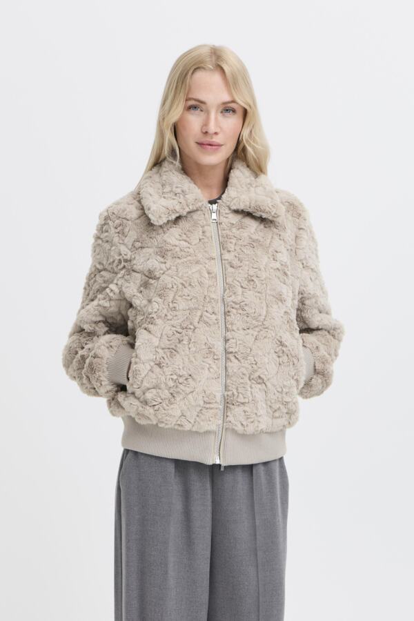 ANIKEA Cropped Faux Fur Teddy Bomber in Natural String