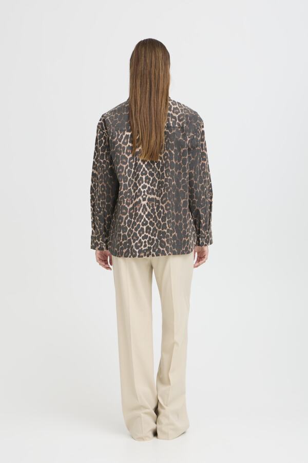KENNA Denim Shirt Jacket in Leopard Print