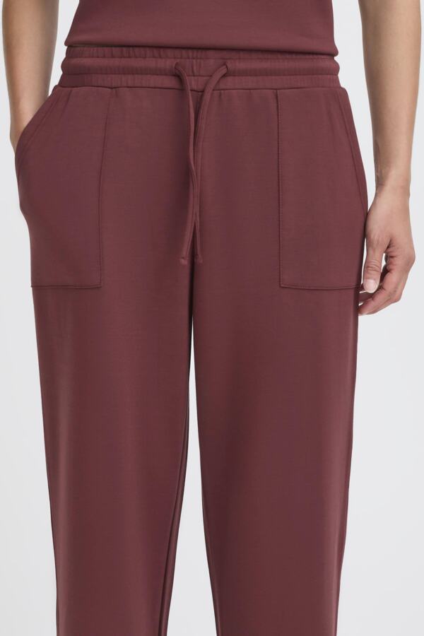 PUSTI Bana Super Soft Joggers in Wine