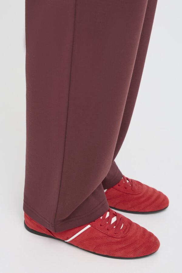 PUSTI Bana Super Soft Joggers in Wine