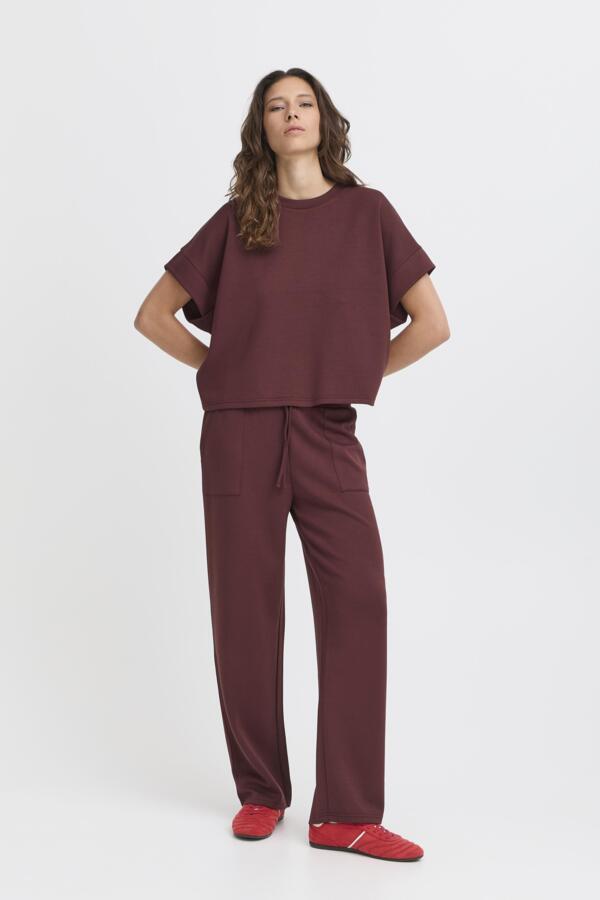 PUSTI Bana Super Soft Short Sleeve Sweatshirt in Wine Royale