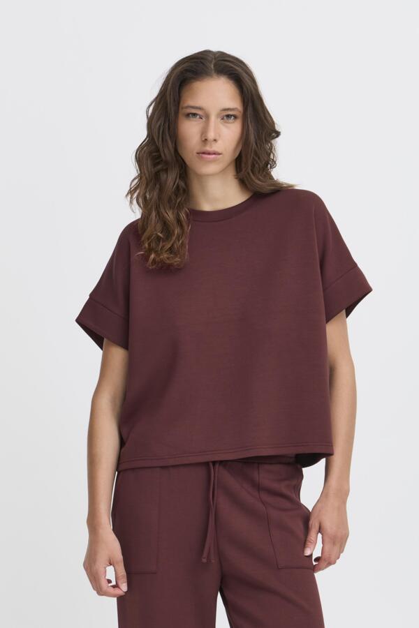 PUSTI Bana Super Soft Short Sleeve Sweatshirt in Wine Royale