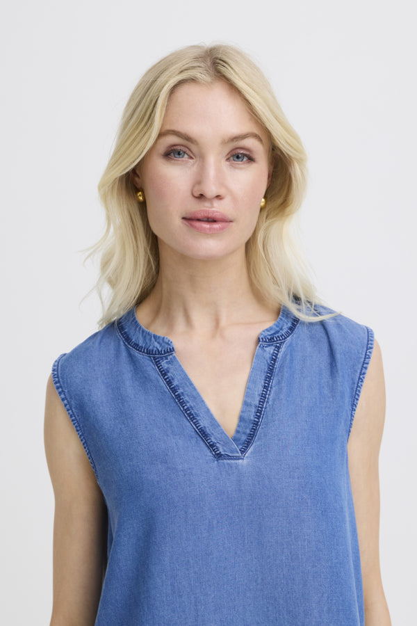 KOSMO Lyocell Sleeveless Chambray Demin Blouse