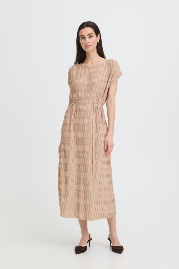 UVIKA Textured Lightweight Short Sleeve Dress in Stucco Sand