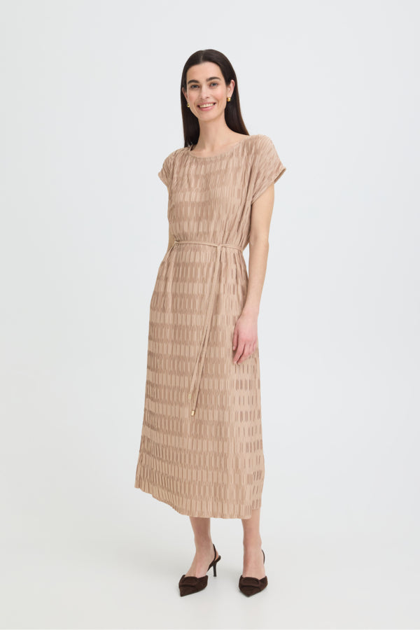 UVIKA Textured Lightweight Short Sleeve Dress in Stucco Sand