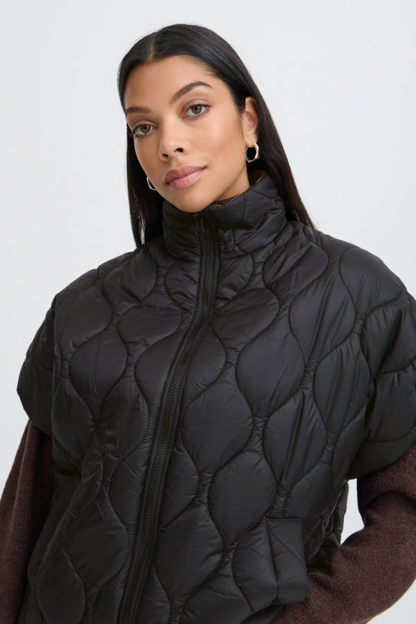 BERTA Reversible Quilted Sleeveless Jacket in Black and Caramel