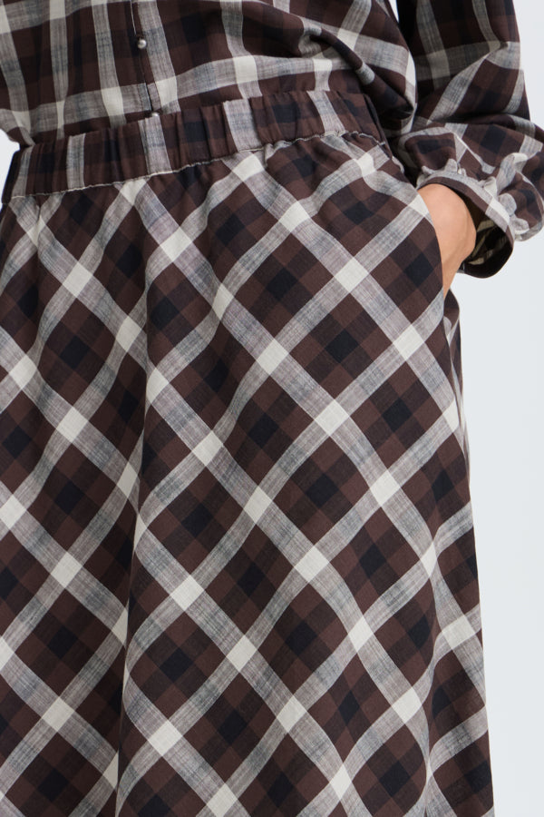 FLANNY Check Tartan Midi Skirt in Chocolate Brown
