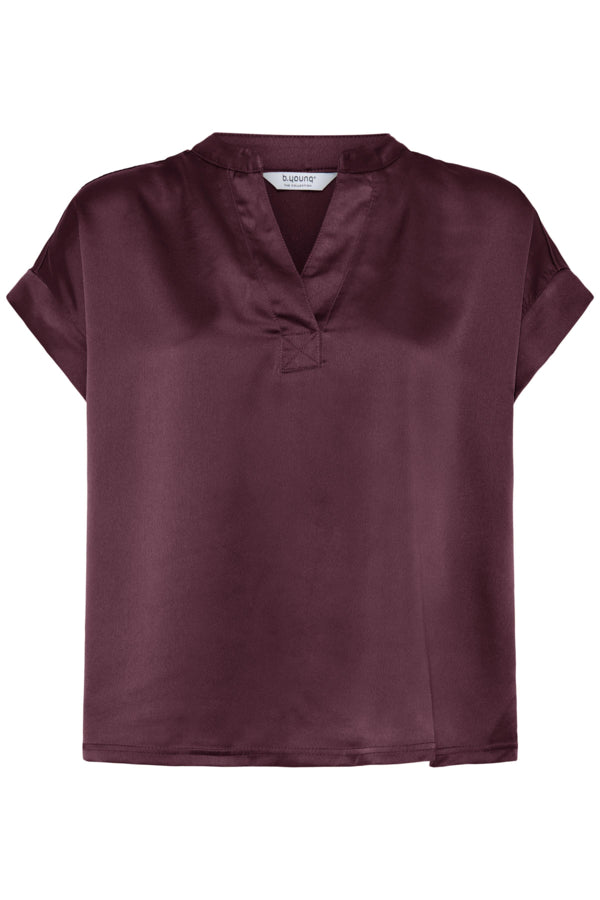 SELITA Silky Short Sleeve V Neck Top in Burgundy Fig