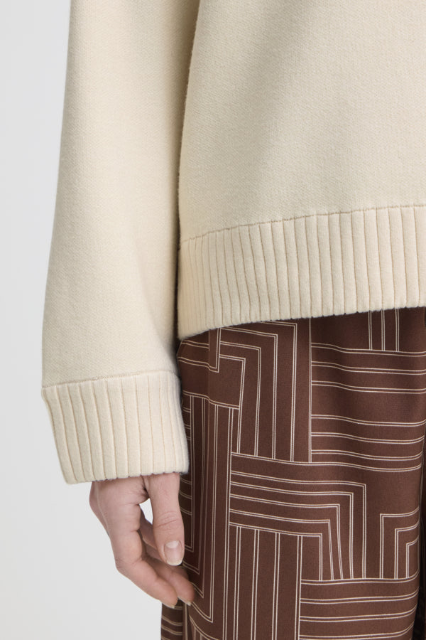 OTARI 2 Cream Knit Jumper