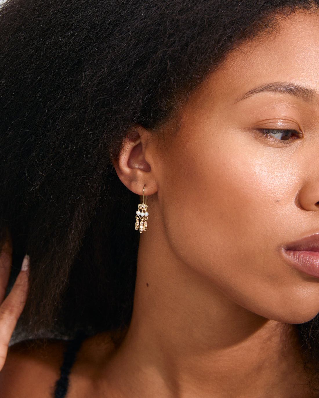 VIREL Drop Earrings
