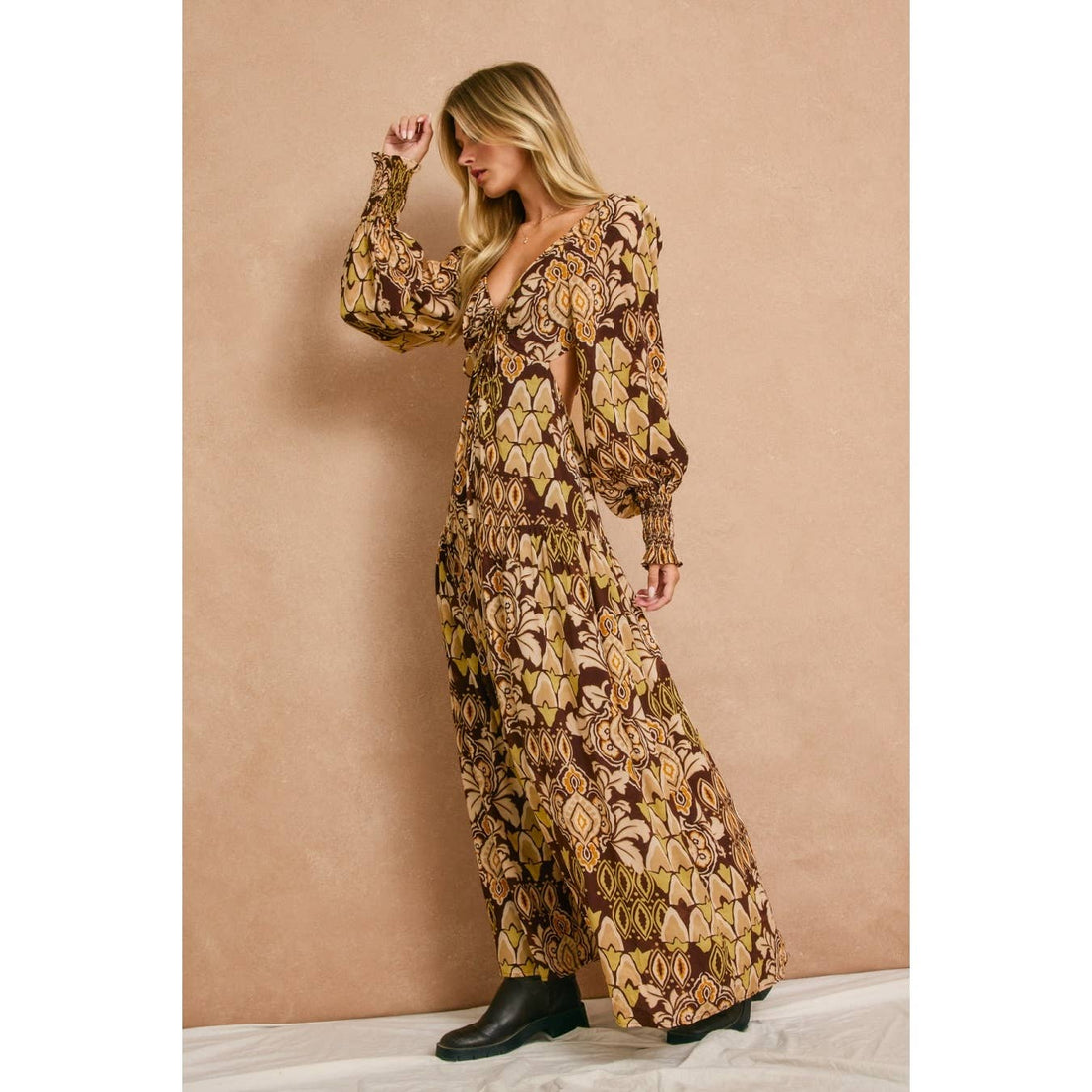 Stone Ember Keyhole Long Sleeve Maxi Dress