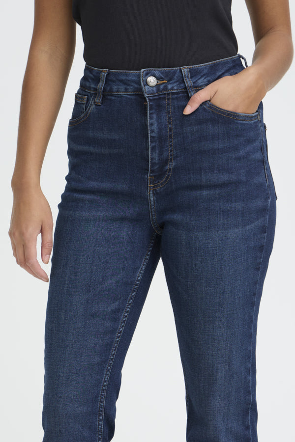 BECCA Bootcut Premium Jeans in Dark Blue Denim