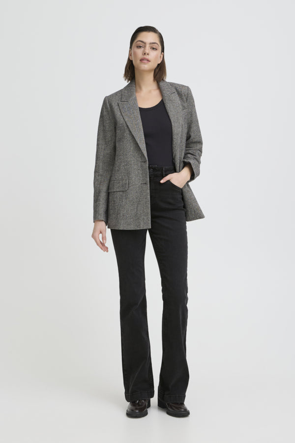 BECCA Bootcut Premium Jeans in Black Denim