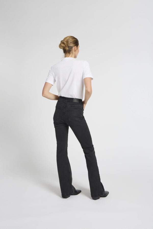 BECCA Bootcut Premium Jeans in Black Denim