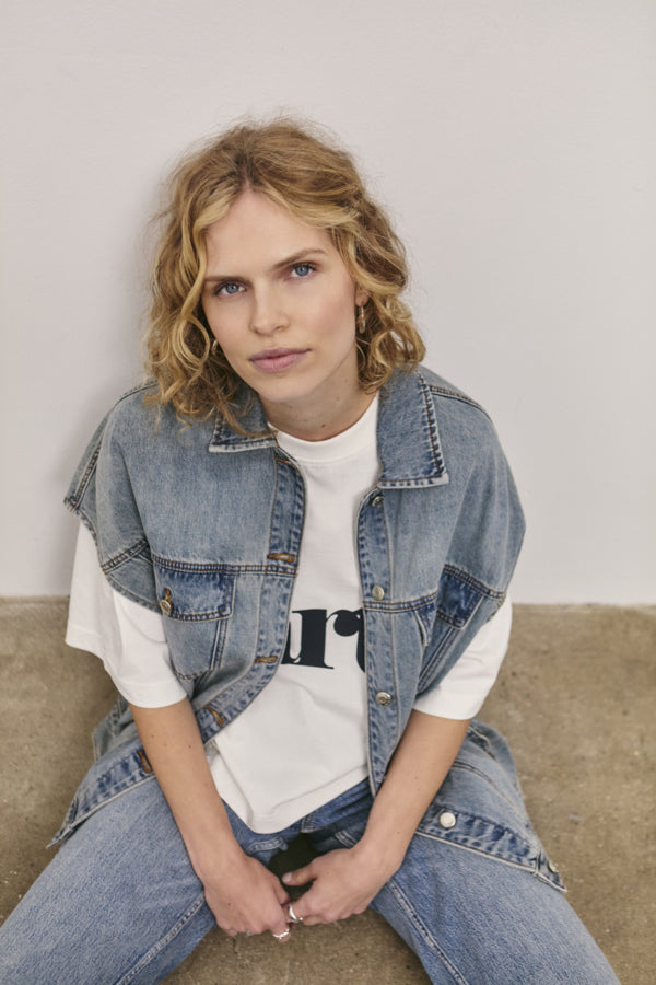 DALIA Crop Cotton Earth Tee