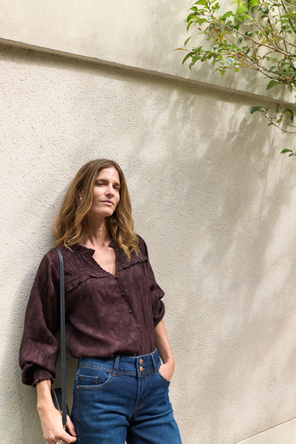 DINEA Blouse in Chocolate