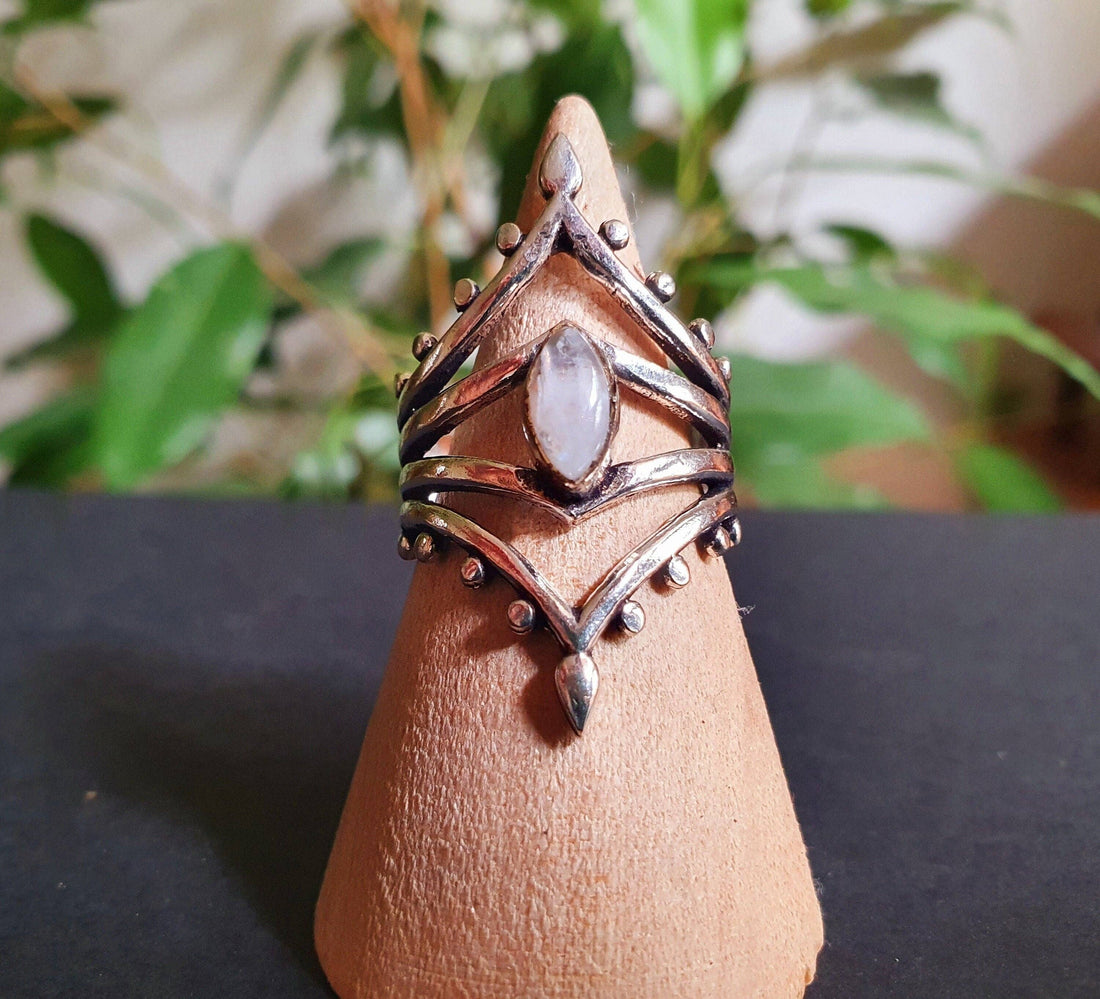 ELLA Silver & Moonstone Ring