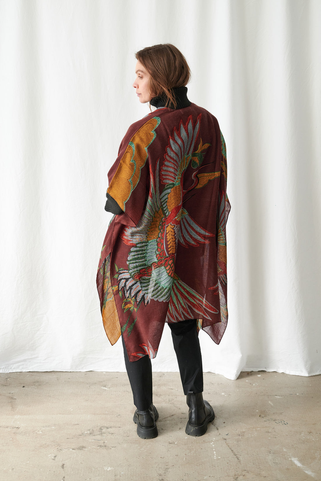 One Hundred Stars Wool Throwover in Brown Crane Print - WTHCRABWN