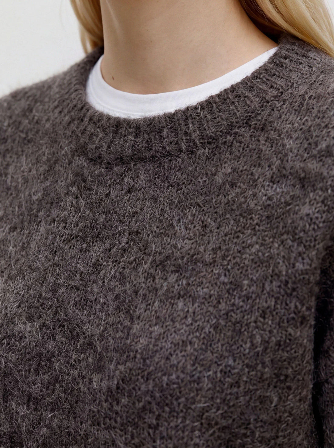 NOVAH O Round Neck Jumper in Chocolate Torte Brown