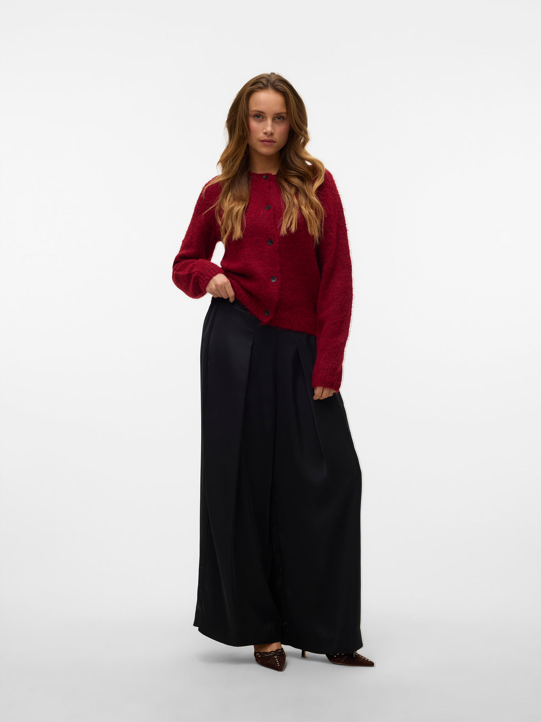 NOVAH Button Down Cardigan in Wine Red