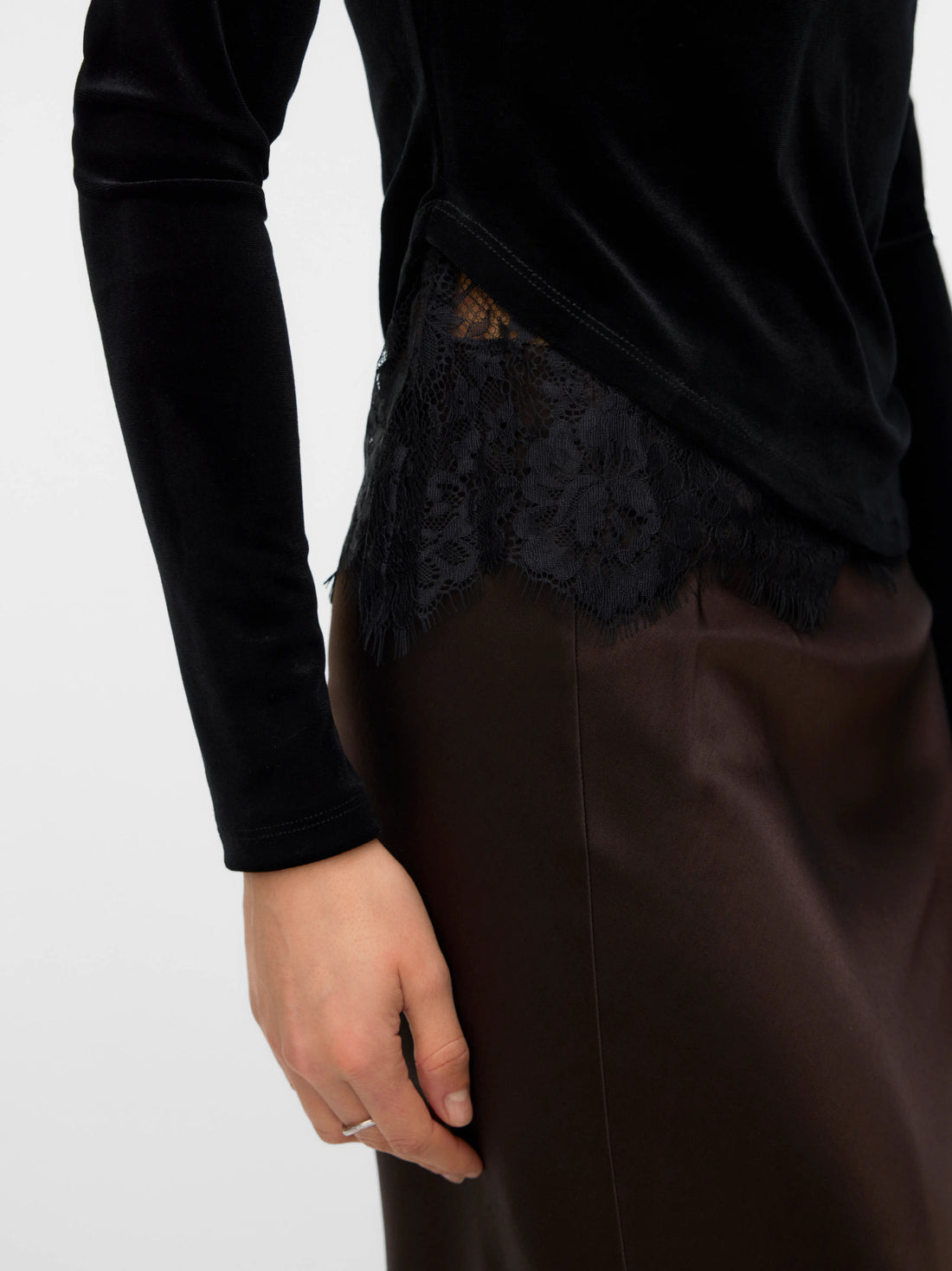 RIKKE Velvet Lace Mix Detail Top in Black