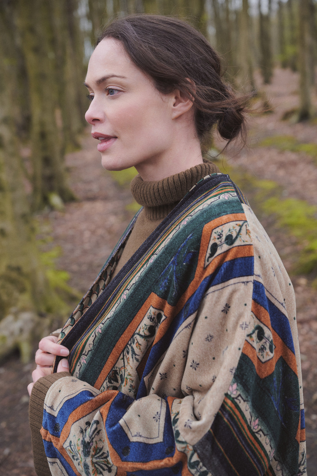 Velvet Grande Pocket Kimono in Fleur De Lys Grande Print - VGRFDLSAN