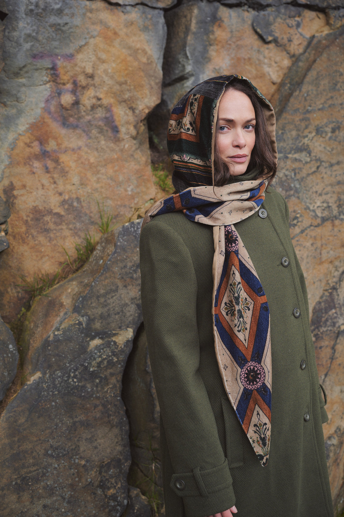 One Hundred Stars Velvet Hooded Scarf in Fleur De Lys Sand - VHDFDLSAN