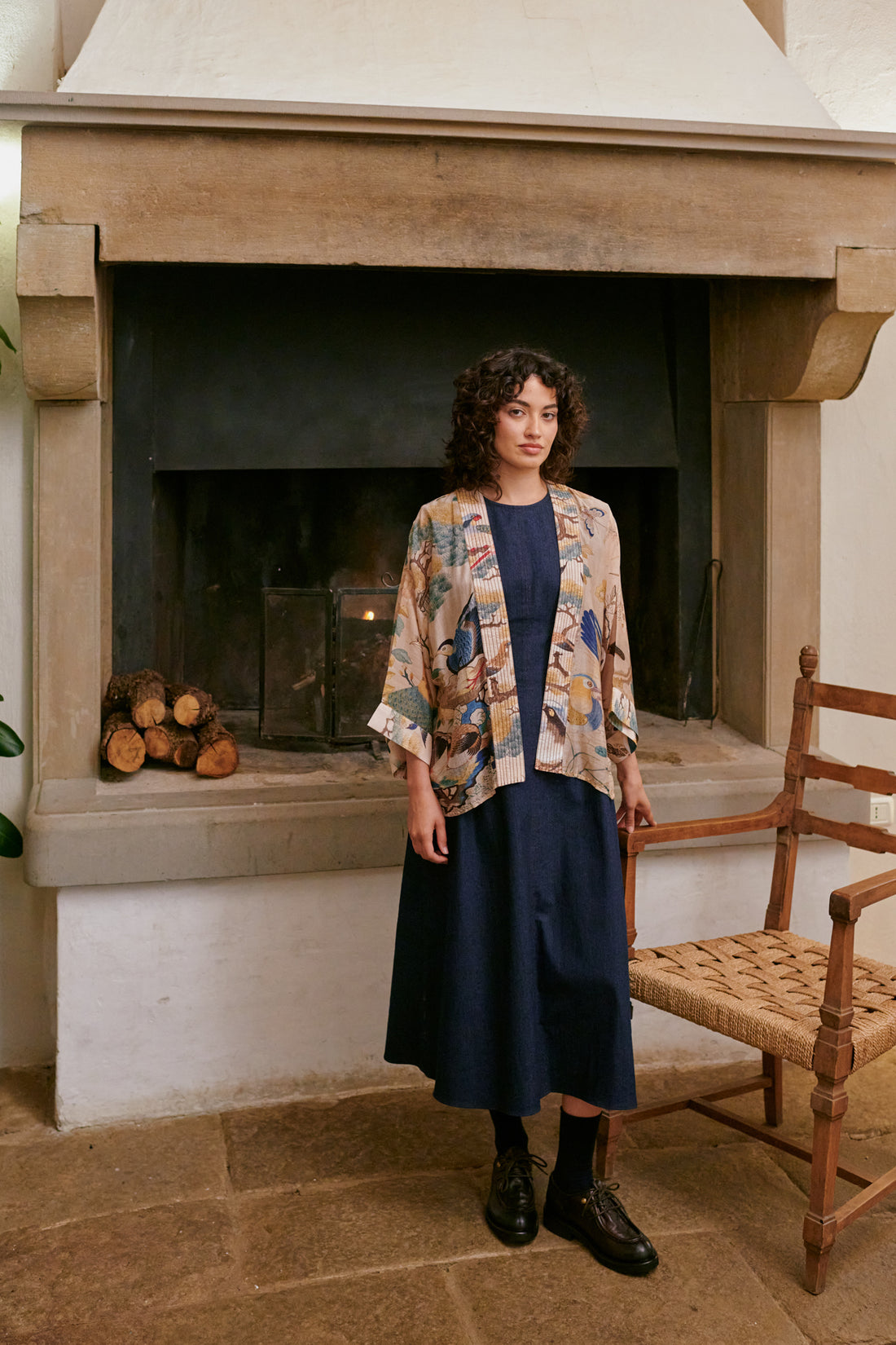 One Hundred Stars Lightweight Short Kimono in Hummingbird Nude Print - KIMHUMNUD