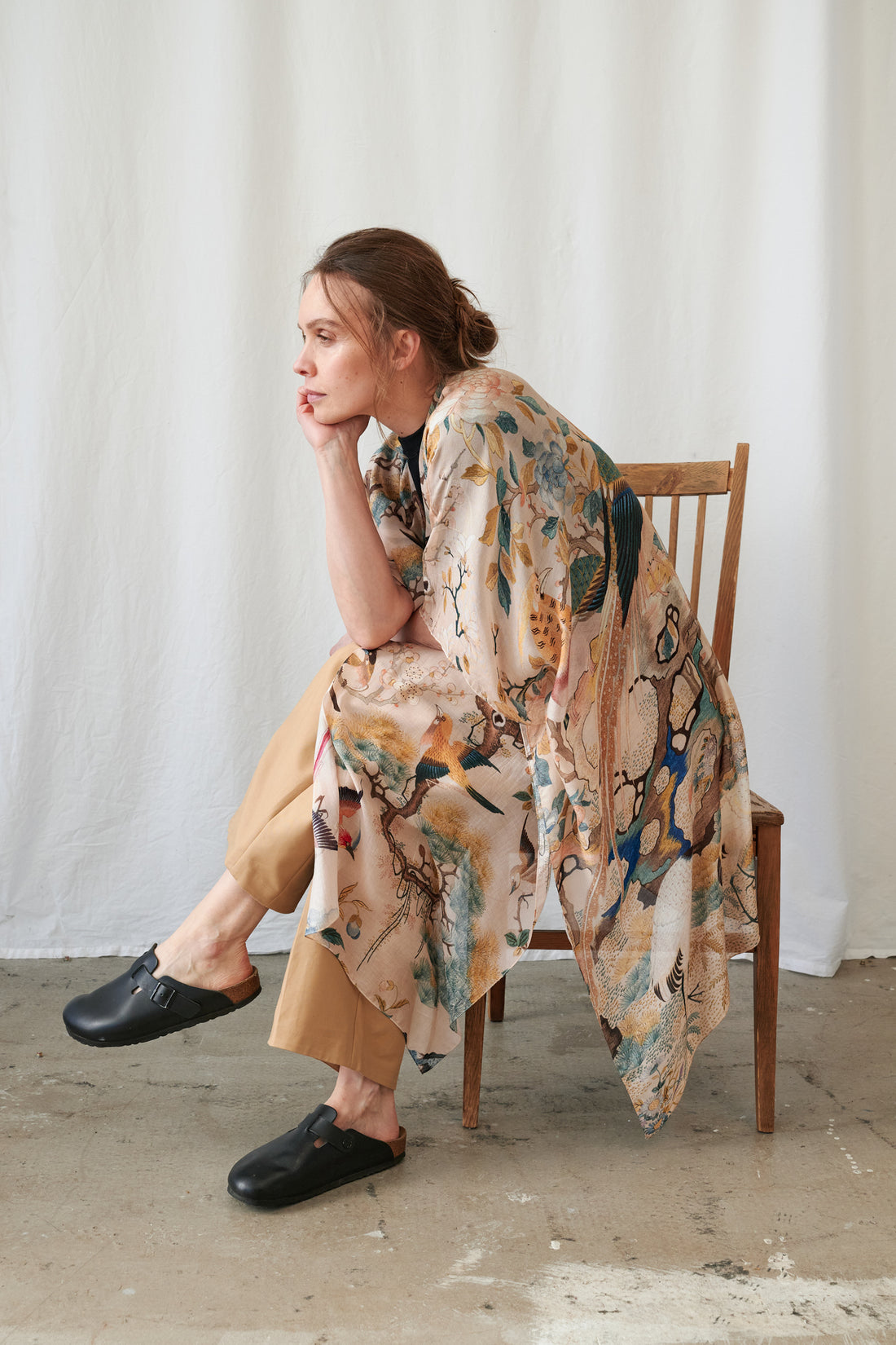 One Hundred Stars Lightweight Throwover in Nude Hummingbird Print - THRHUMNUD
