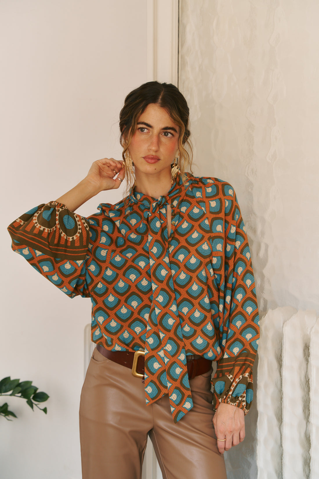 BELINDA Blouse in Geo Sun Print