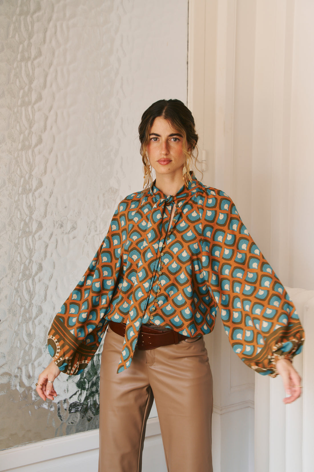 BELINDA Blouse in Geo Sun Print
