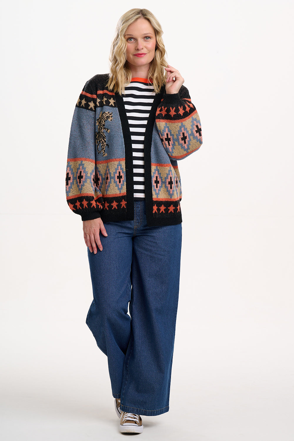 YVETTE Climbing Tigers Open Cardigan