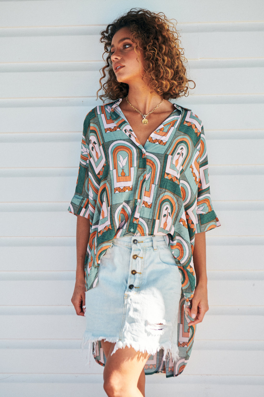 River Shirt in Emerald Arches Print