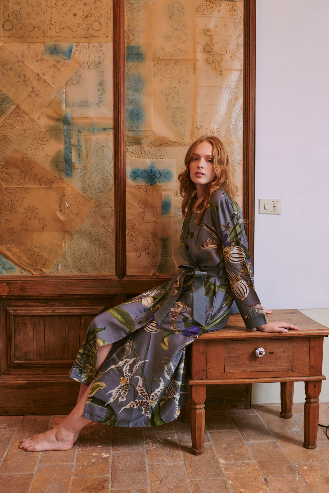 One Hundred Stars Lightweight Long Gown Kimono in Grey Orchid Print - GWNORCGRY