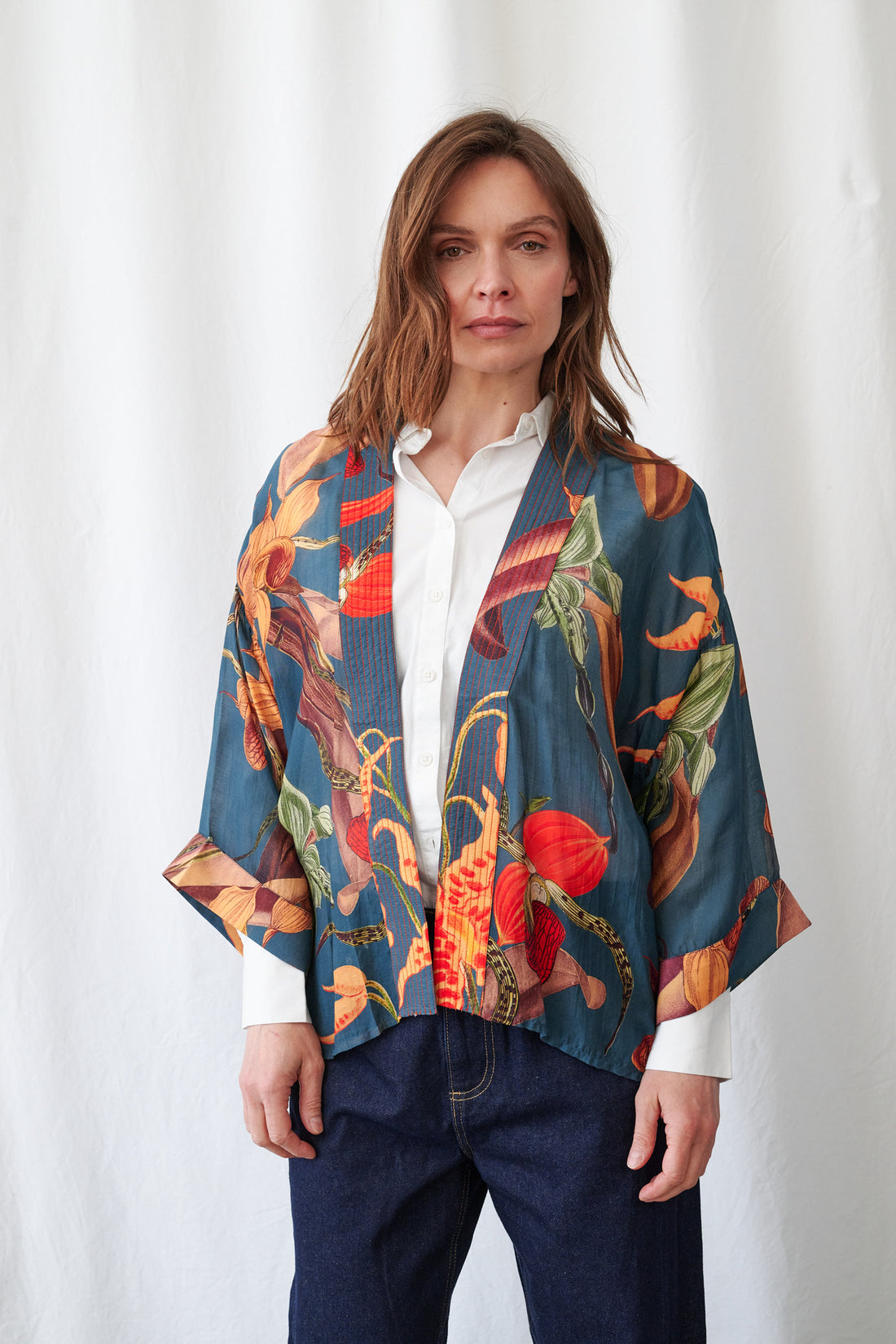 One Hundred Stars Lightweight Short Kimono in Teal Orchid Print - KIMORCTEA